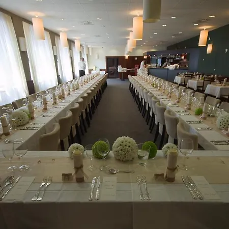 Hotel Astra 3* Tuchlovice