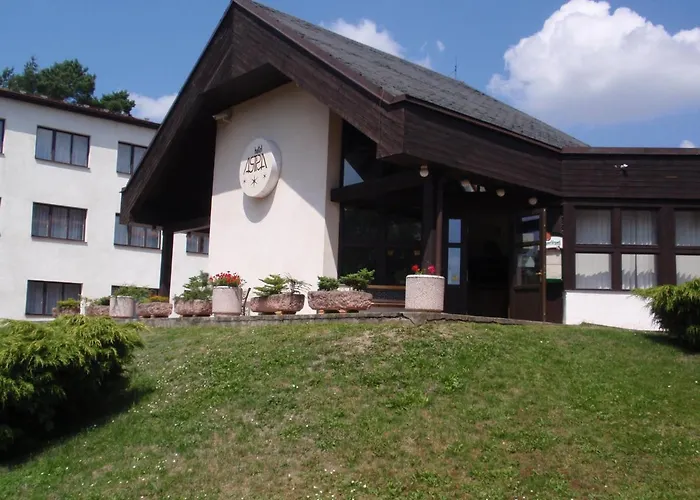 Astra Hotel Tuchlovice